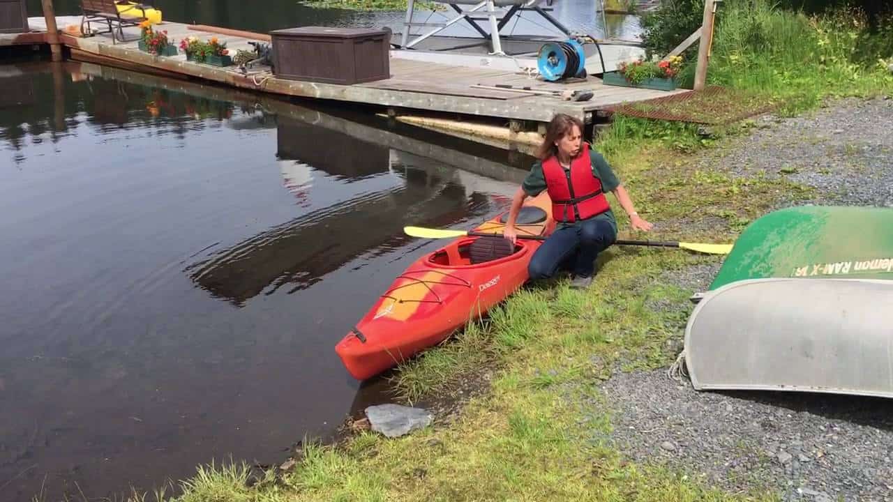 Getting In and Out of a Kayak with Ease! Smart Start Kayaking